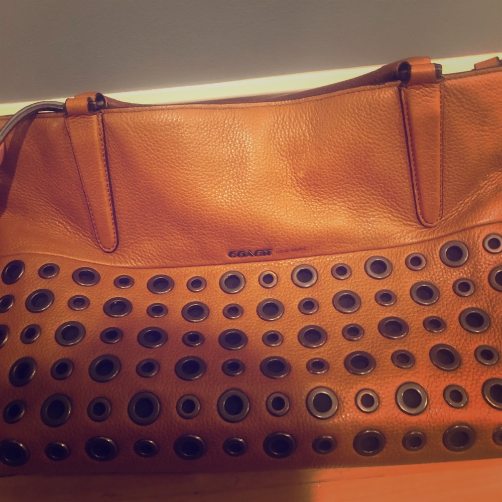 Coach beautiful tan handbag